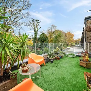  Apartment Ickburgh Road